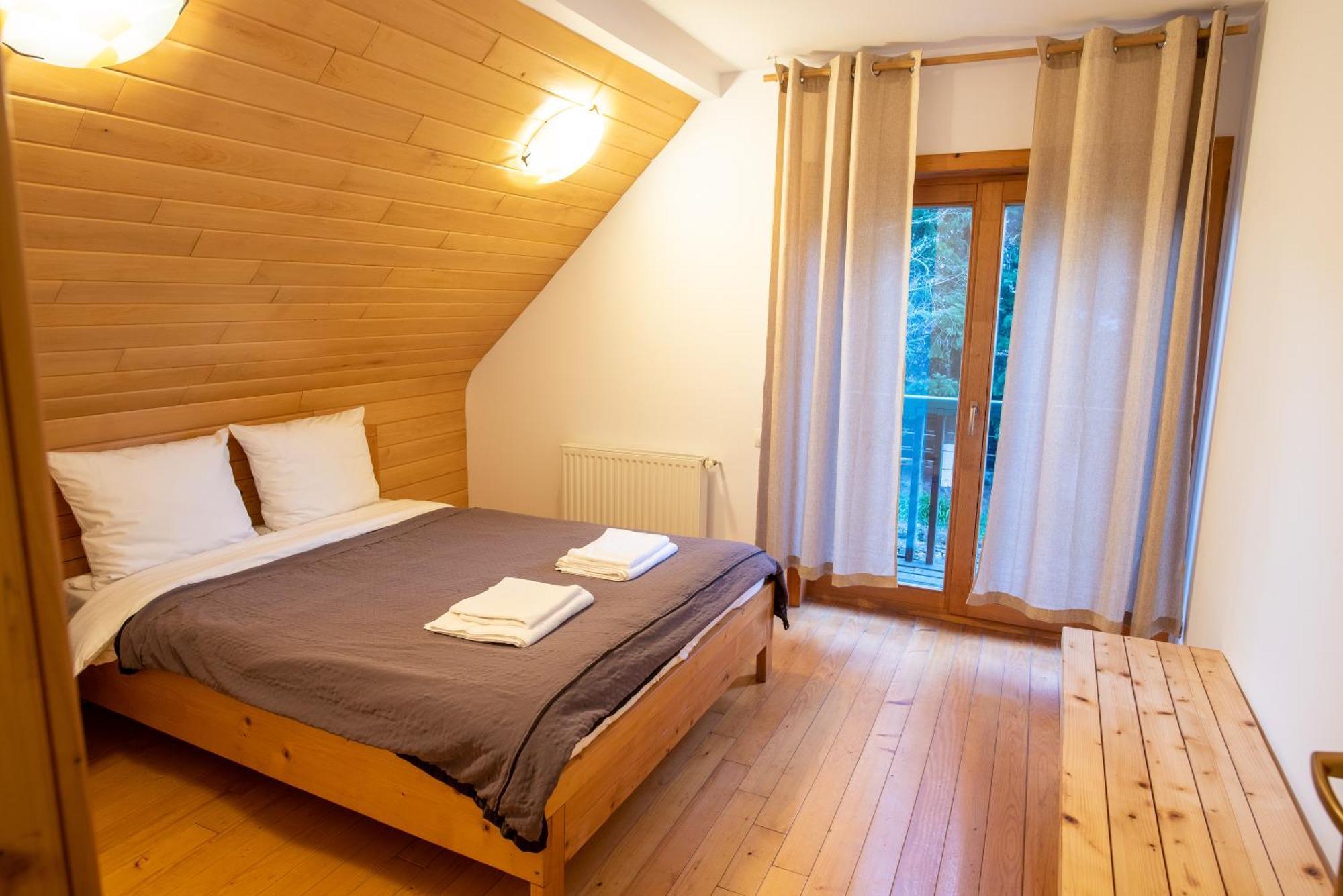 Pensiunea Casa Bunicilor Mînăstirea Humorului Habitación foto