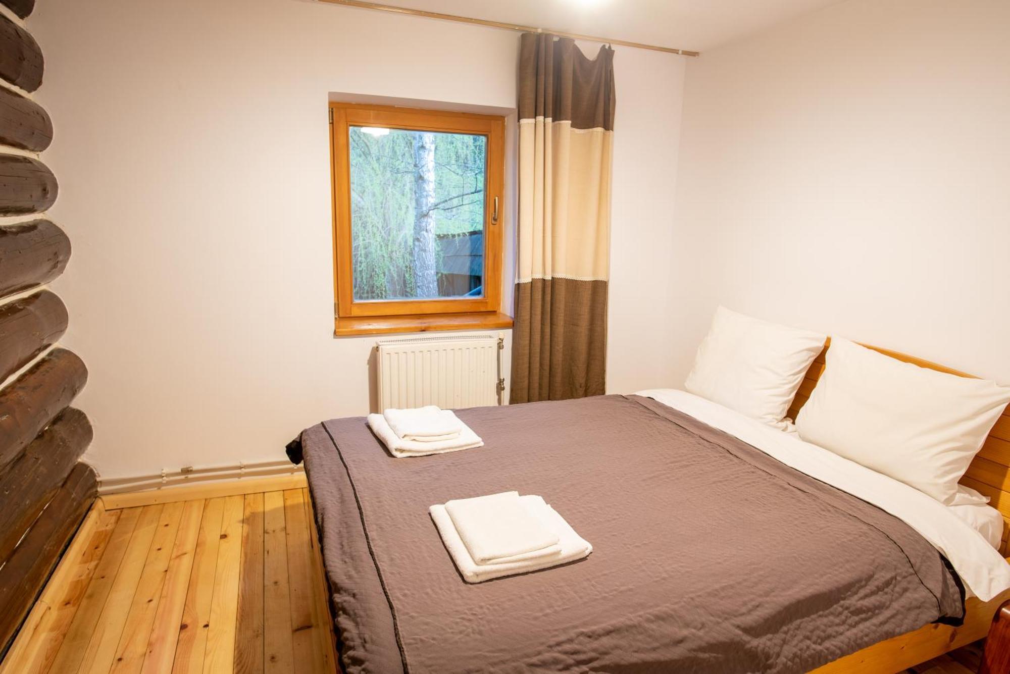 Pensiunea Casa Bunicilor Mînăstirea Humorului Habitación foto