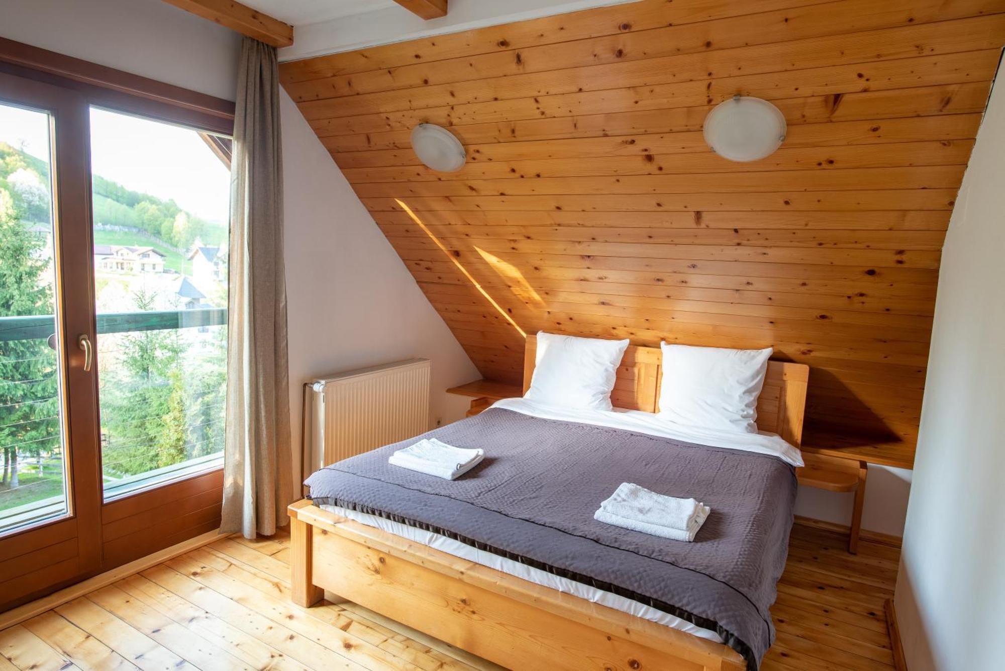 Pensiunea Casa Bunicilor Mînăstirea Humorului Habitación foto